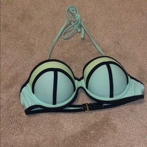 Bikini top